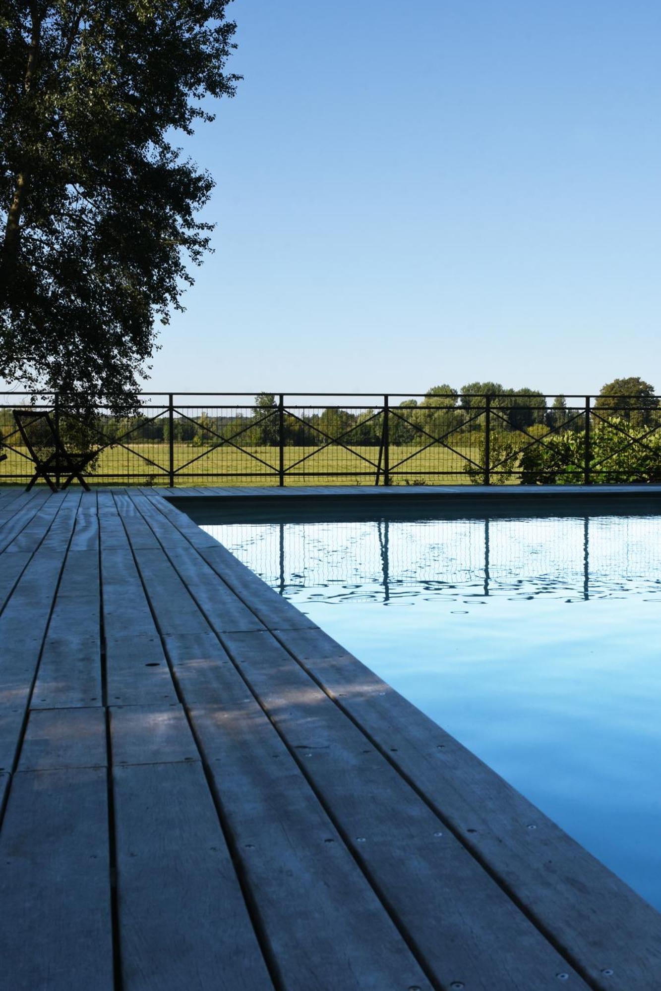 Bed and Breakfast Domaine De L'Ermitage Berry-Bouy Экстерьер фото